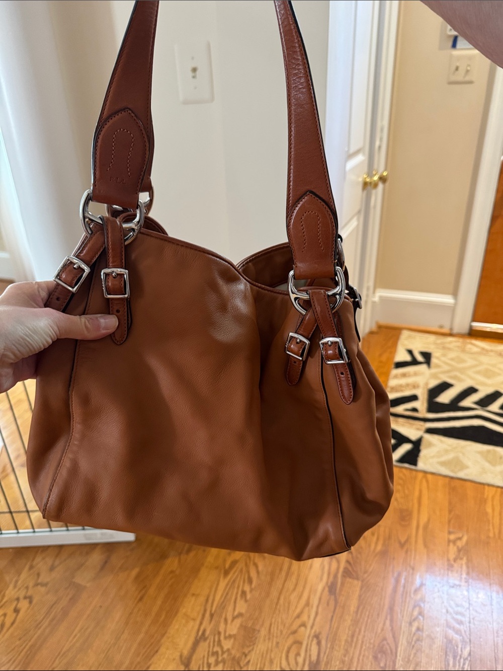 Lauren by Ralph Lauren Classic Women's Leather Shoulder Bag in Brown leather